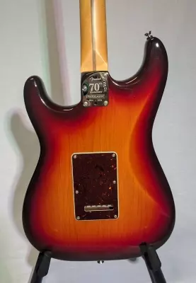 Fender - 70th Anniversary American Professional II Stratocaster, Rosewood Fingerboard - Comet Burst 7